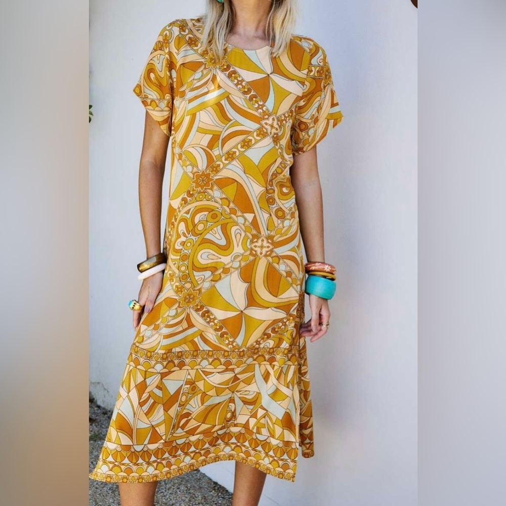 NINE LIVES BAZAR Hypnotise Tee Dress - Sundown-12